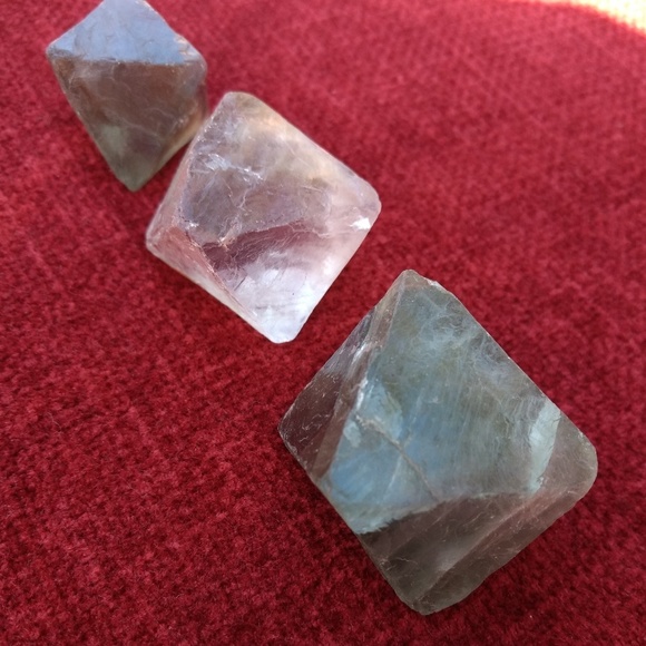 3 Flourite Octahedron from China - Picture 3 of 8